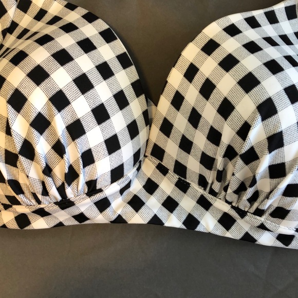 🌻❄️🍀Plaid bikini top🍀❄️🌻 - Picture 2 of 4